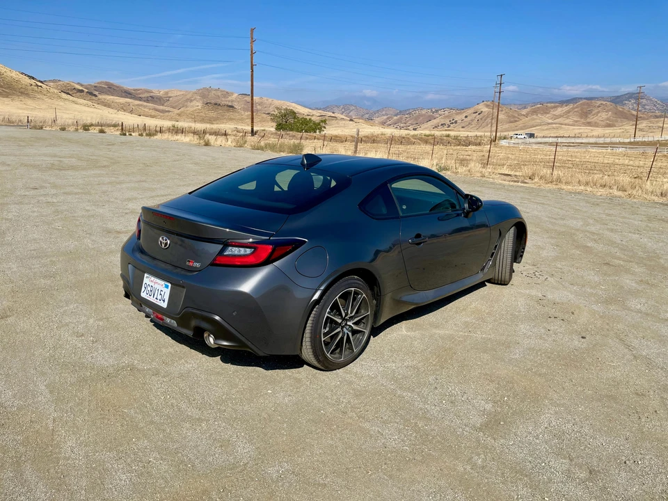 2023 Toyota GR86 2nd Gen - Image 24 of 31