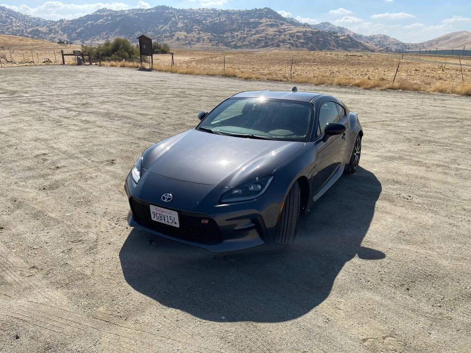 2023 Toyota GR86 2nd Gen - Image 8 of 31