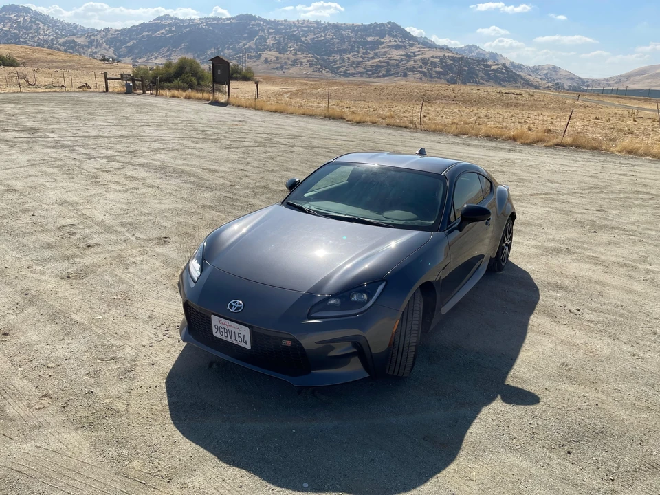 2023 Toyota GR86 2nd Gen - Image 11 of 31