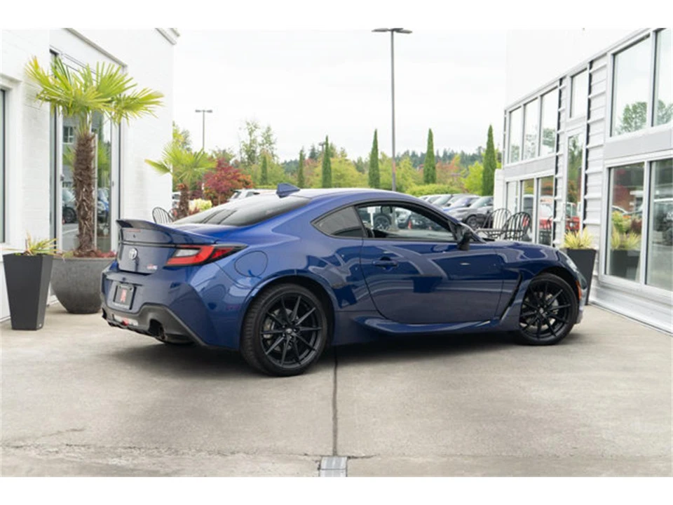 2023 Toyota GR86 2nd Gen - Image 7 of 12
