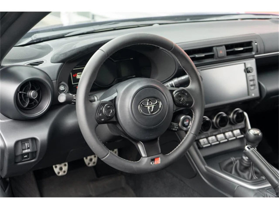 2023 Toyota GR86 2nd Gen - Image 12 of 12