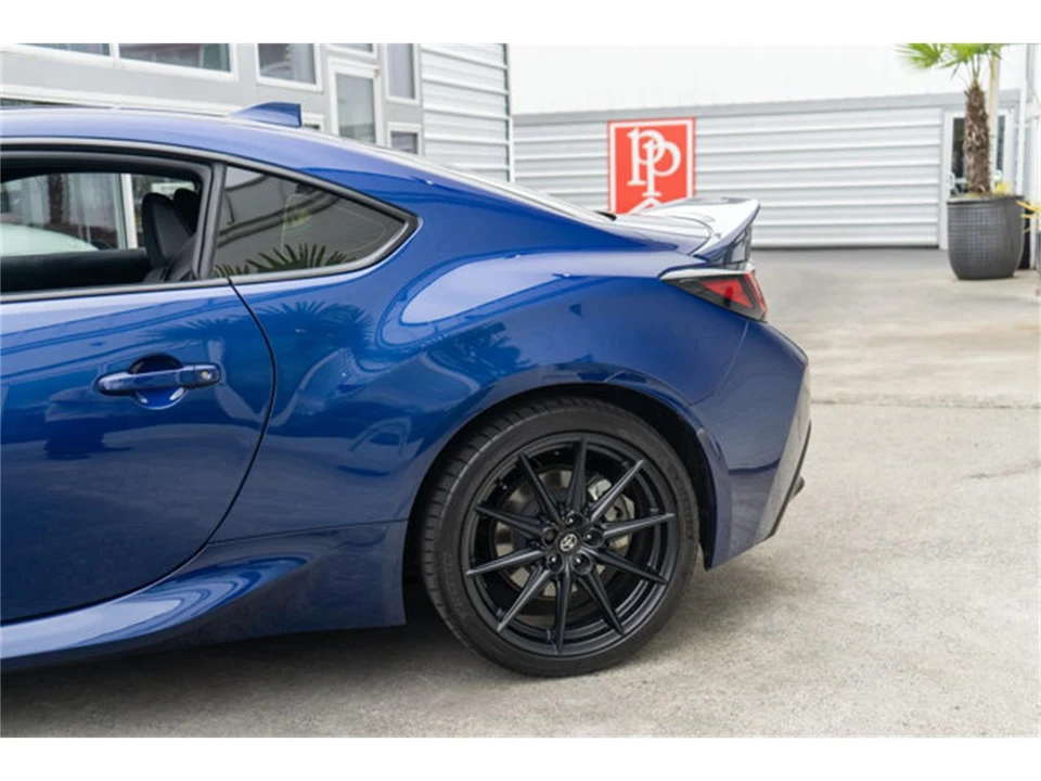 2023 Toyota GR86 2nd Gen - Image 5 of 12
