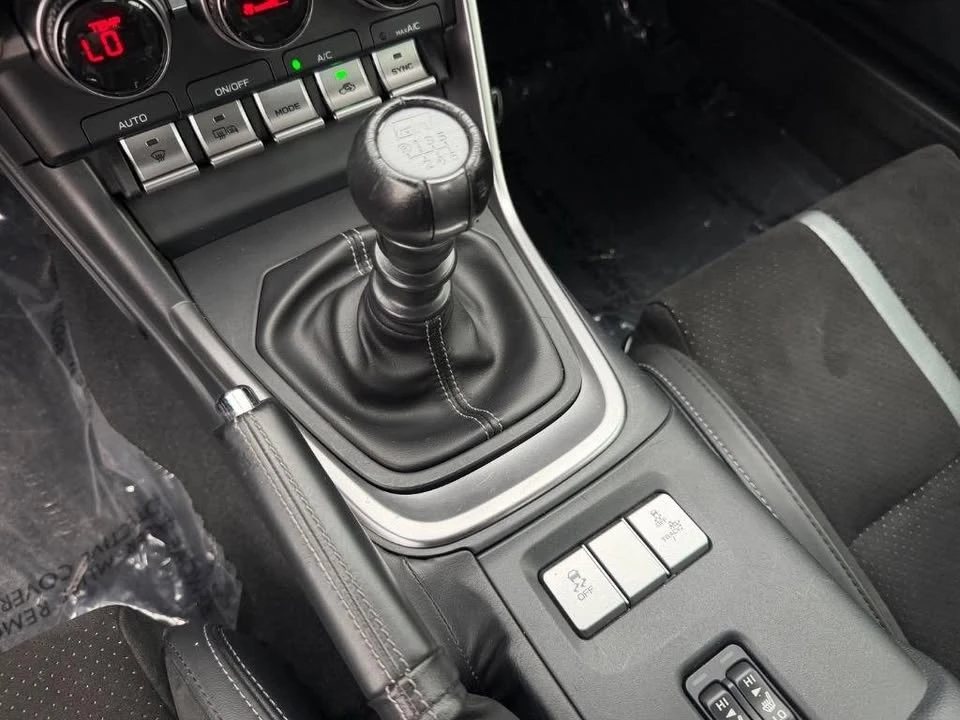 2023 Toyota GR86 2nd Gen - Image 15 of 20