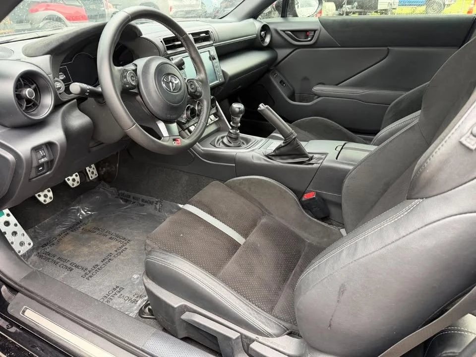 2023 Toyota GR86 2nd Gen - Image 10 of 20