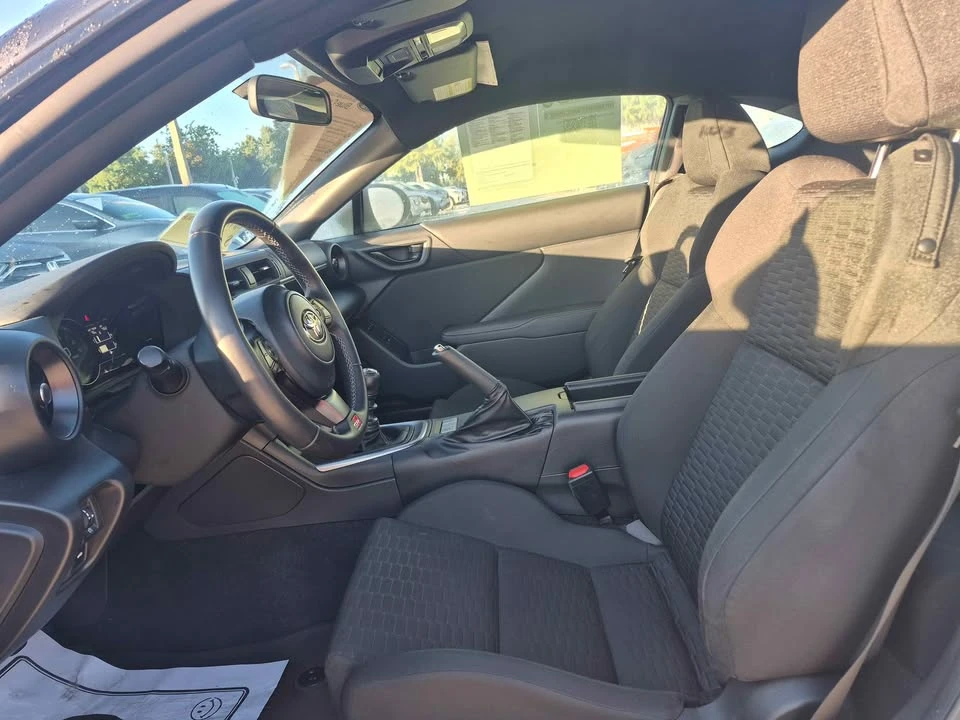 2023 Toyota GR86 2nd Gen - Image 4 of 12
