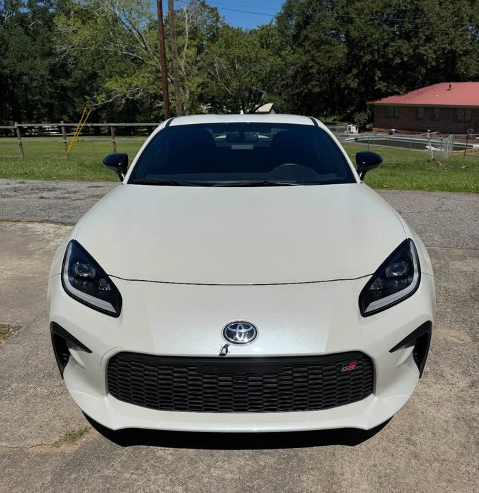 2023 Toyota GR86 2nd Gen - Image 2 of 7