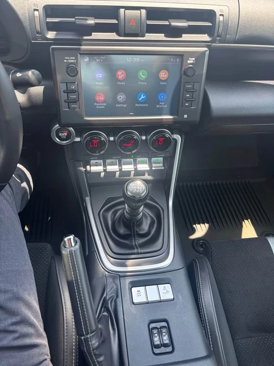 2023 Toyota GR86 2nd Gen - Image 6 of 8