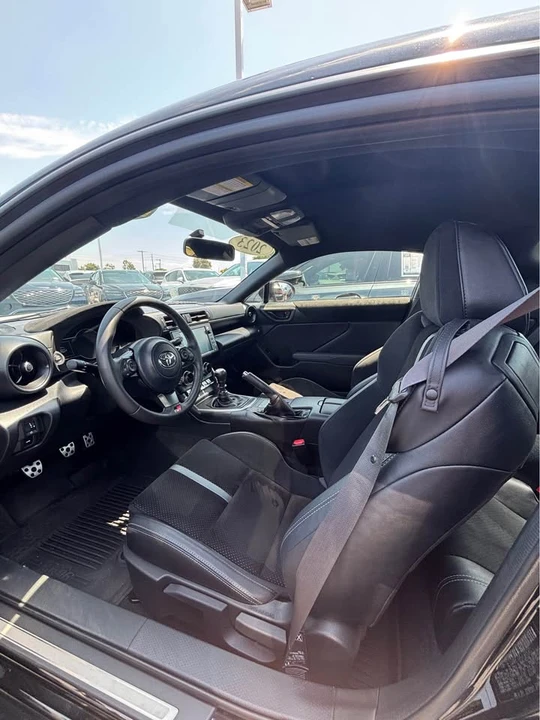 2023 Toyota GR86 2nd Gen - Image 3 of 8