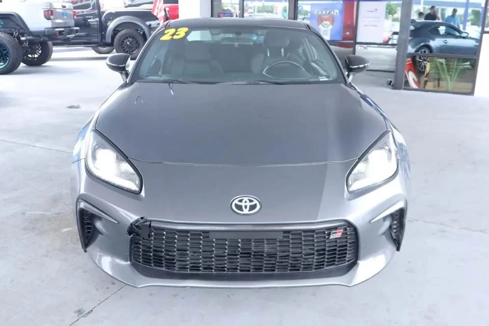 2023 Toyota GR86 2nd Gen - Image 8 of 11