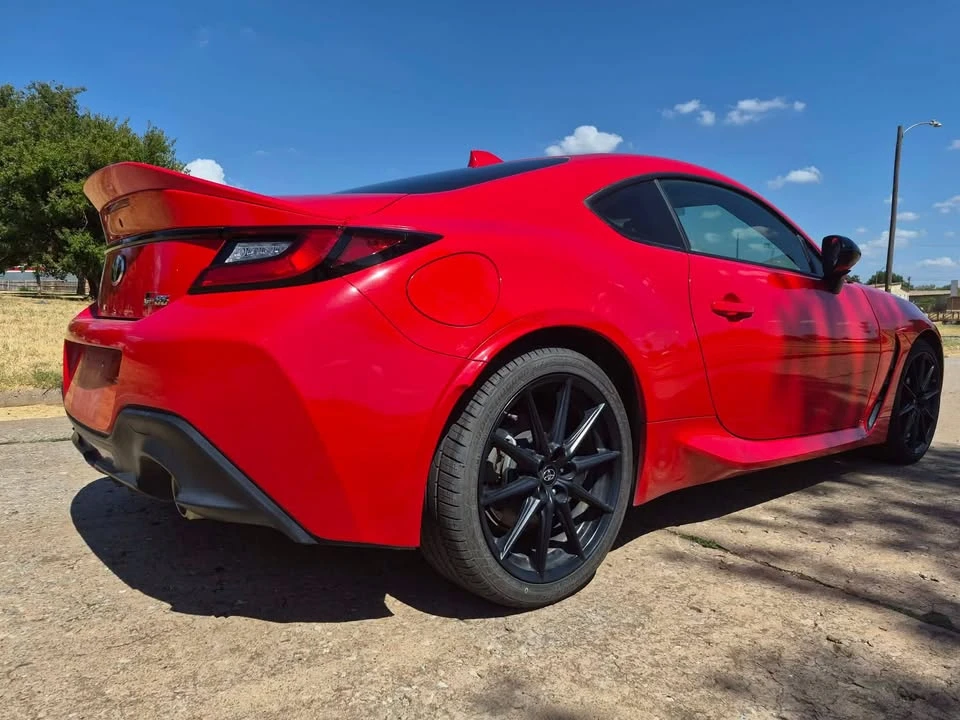 2023 Toyota GR86 2nd Gen - Image 3 of 10