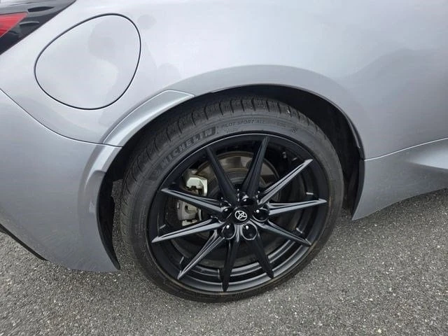 2023 Toyota GR86 2nd Gen - Image 27 of 28