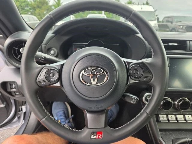 2023 Toyota GR86 2nd Gen - Image 3 of 28