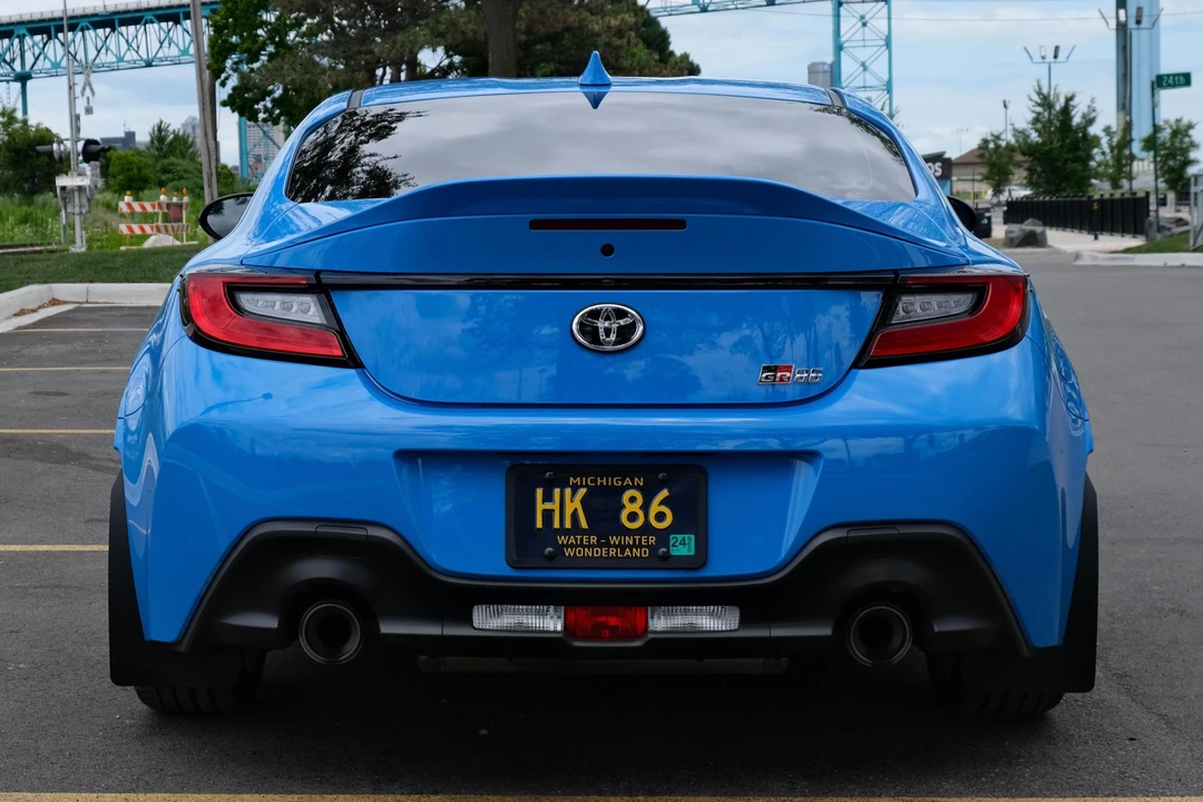 2023 Toyota GR86 2nd Gen - Image 5 of 5