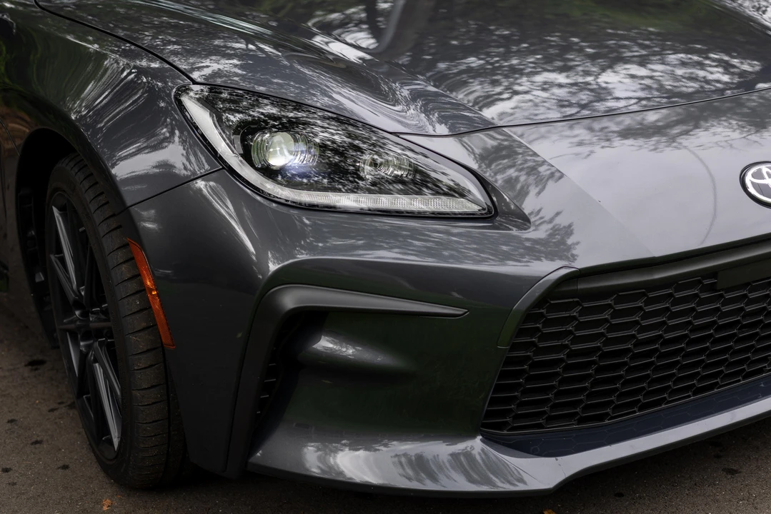 2023 Toyota GR86 2nd Gen - Image 18 of 31