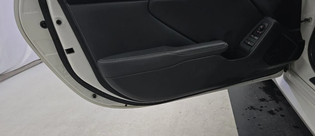2023 Toyota GR86 2nd Gen - Image 5 of 23