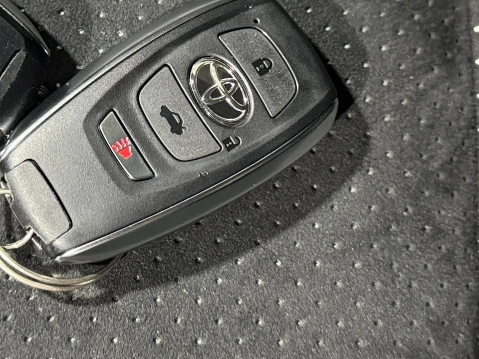 2023 Toyota GR86 2nd Gen - Image 10 of 29