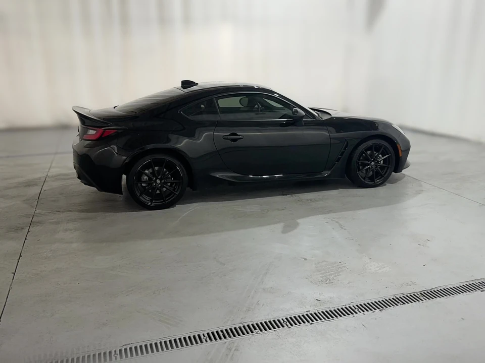 2023 Toyota GR86 2nd Gen - Image 25 of 29