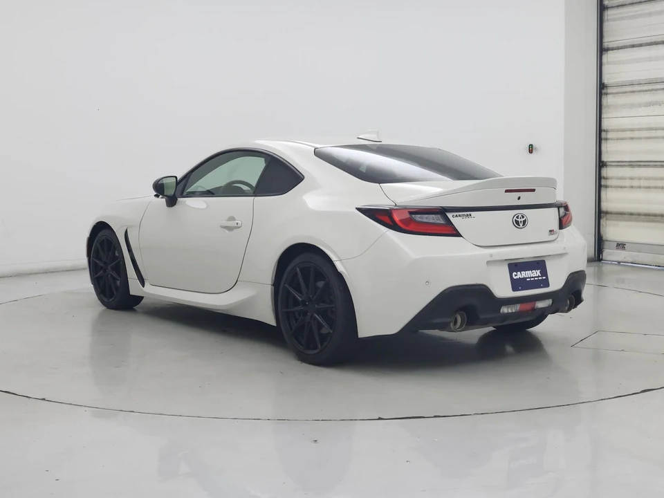 2023 Toyota GR86 2nd Gen - Image 3 of 24