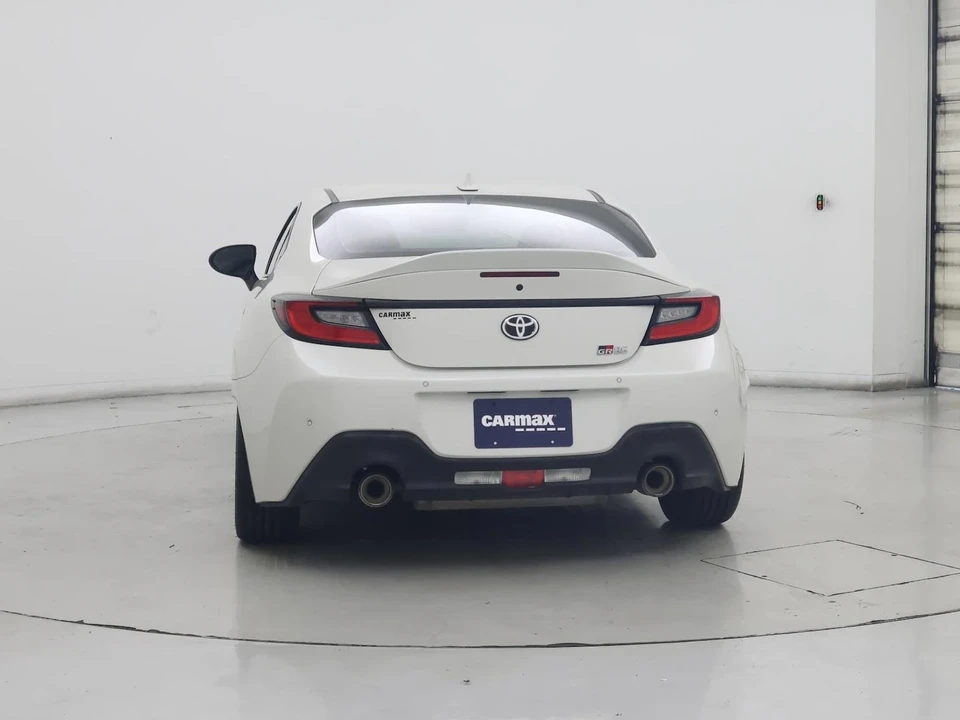 2023 Toyota GR86 2nd Gen - Image 7 of 24