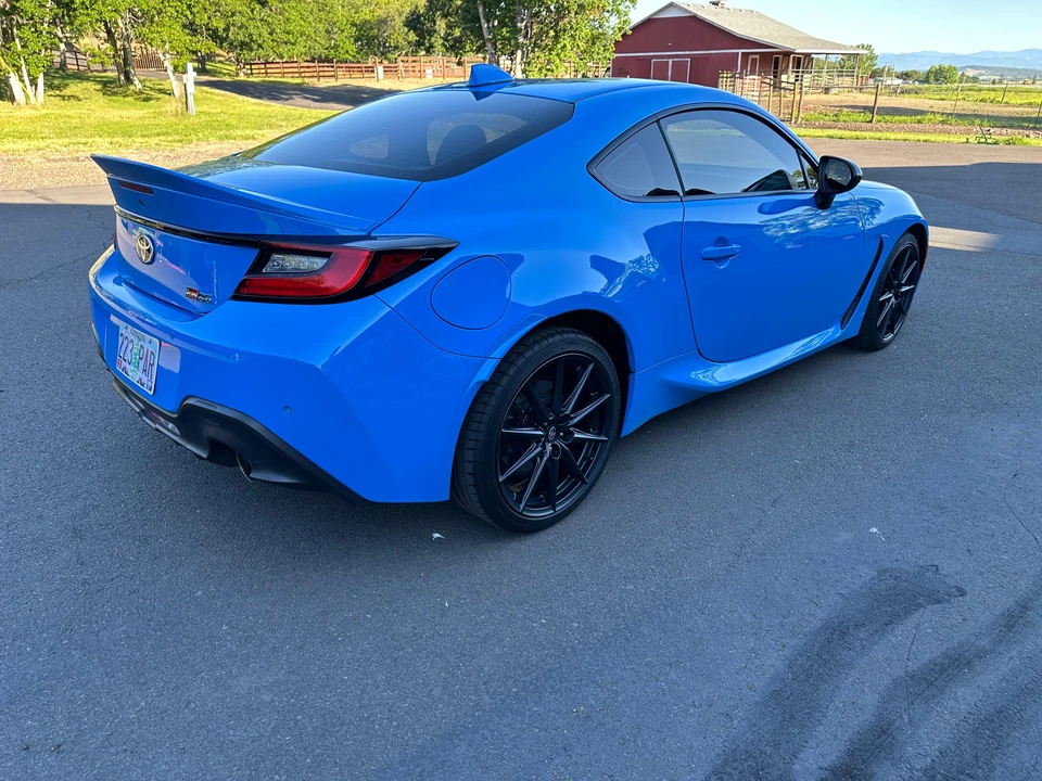 2023 Toyota GR86 2nd Gen - Image 11 of 31