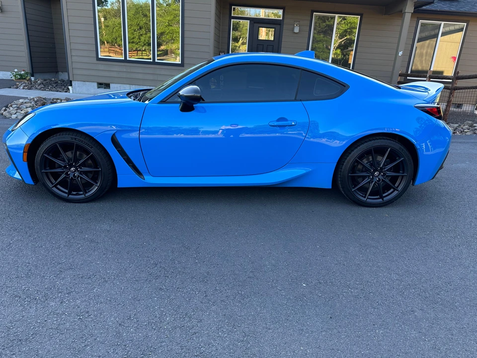 2023 Toyota GR86 2nd Gen - Image 8 of 31