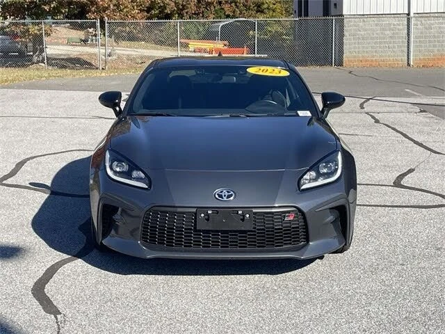 2023 Toyota GR86 2nd Gen - Image 2 of 6