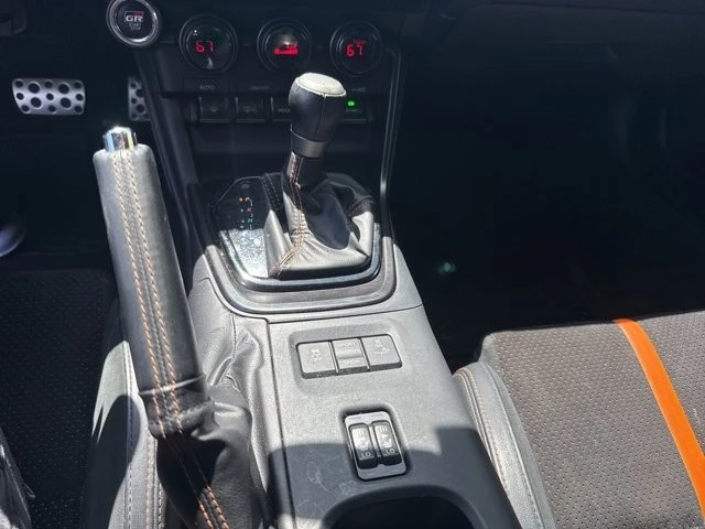 2023 Toyota GR86 2nd Gen - Image 15 of 17