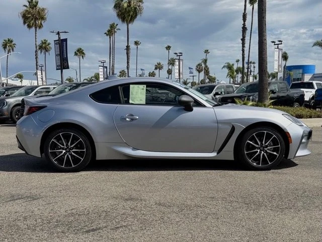 2023 Toyota GR86 2nd Gen - Image 9 of 30