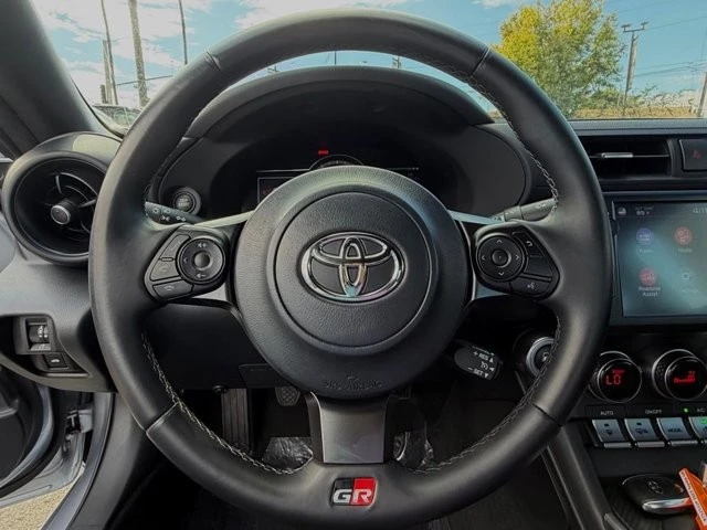 2023 Toyota GR86 2nd Gen - Image 19 of 30
