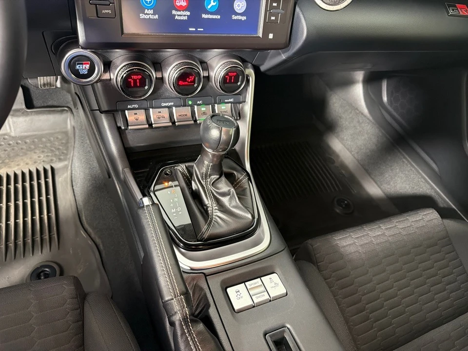 2023 Toyota GR86 2nd Gen - Image 17 of 23