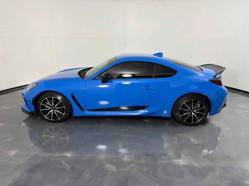 2023 Toyota GR86 2nd Gen - Image 8 of 23