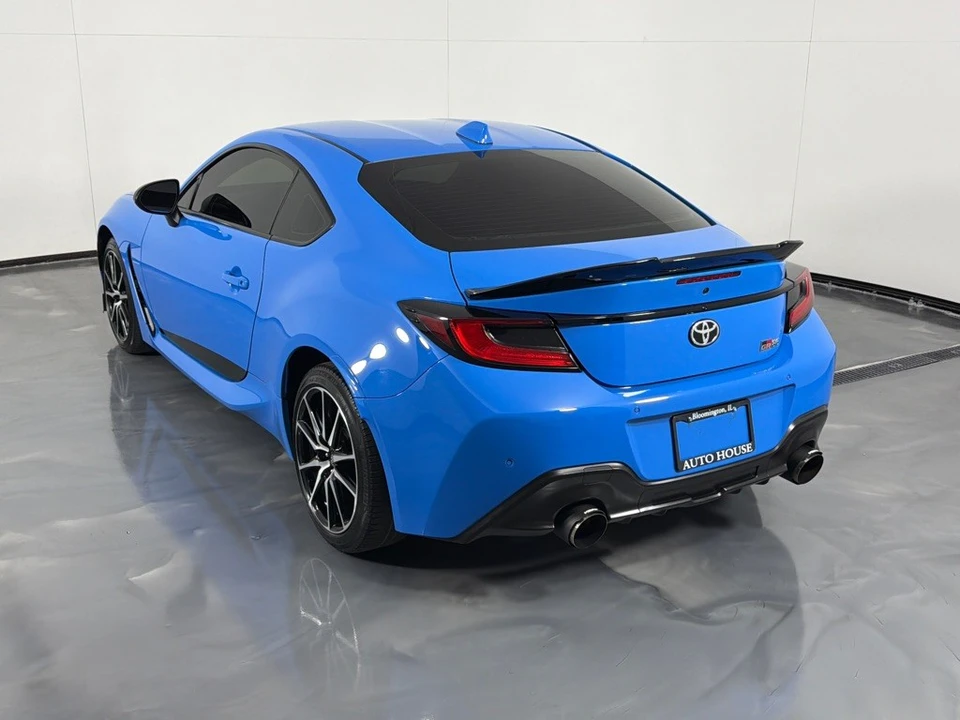 2023 Toyota GR86 2nd Gen - Image 7 of 23
