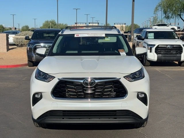 2023 Toyota Highlander - Image 5 of 20
