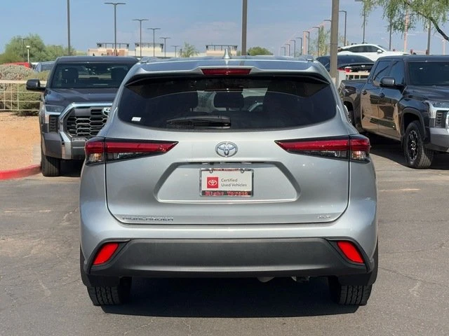 2023 Toyota Highlander - Image 7 of 20