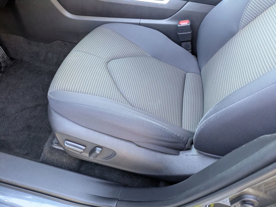 2023 Toyota Highlander - Image 13 of 21