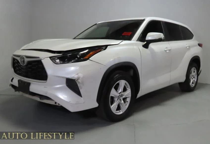 2023 Toyota Highlander - Image 3 of 21