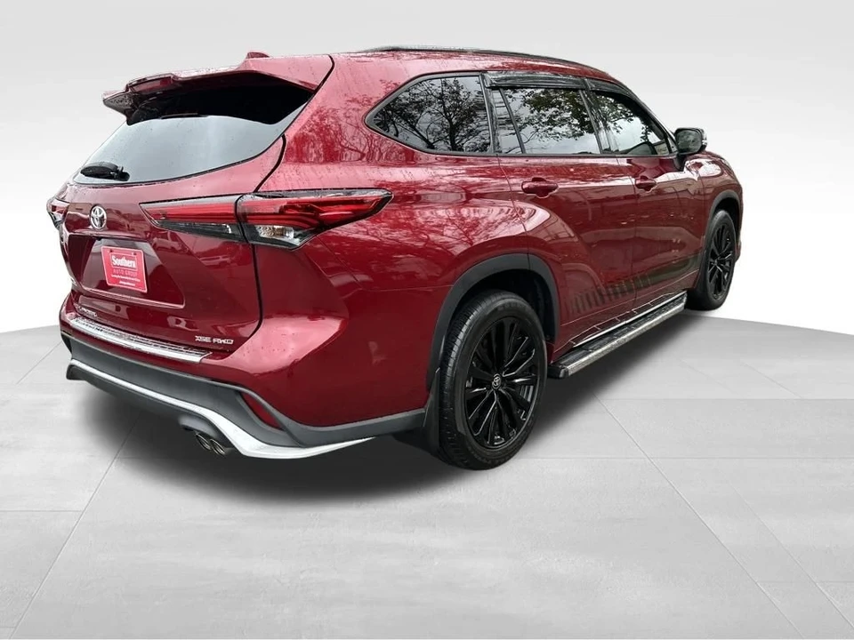 2023 Toyota Highlander - Image 6 of 12