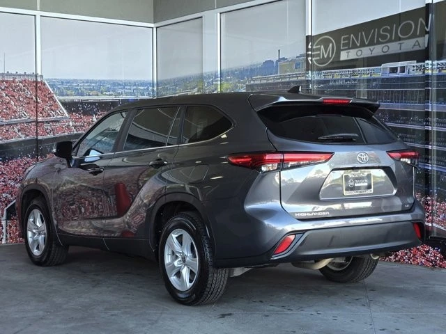 2023 Toyota Highlander - Image 6 of 12
