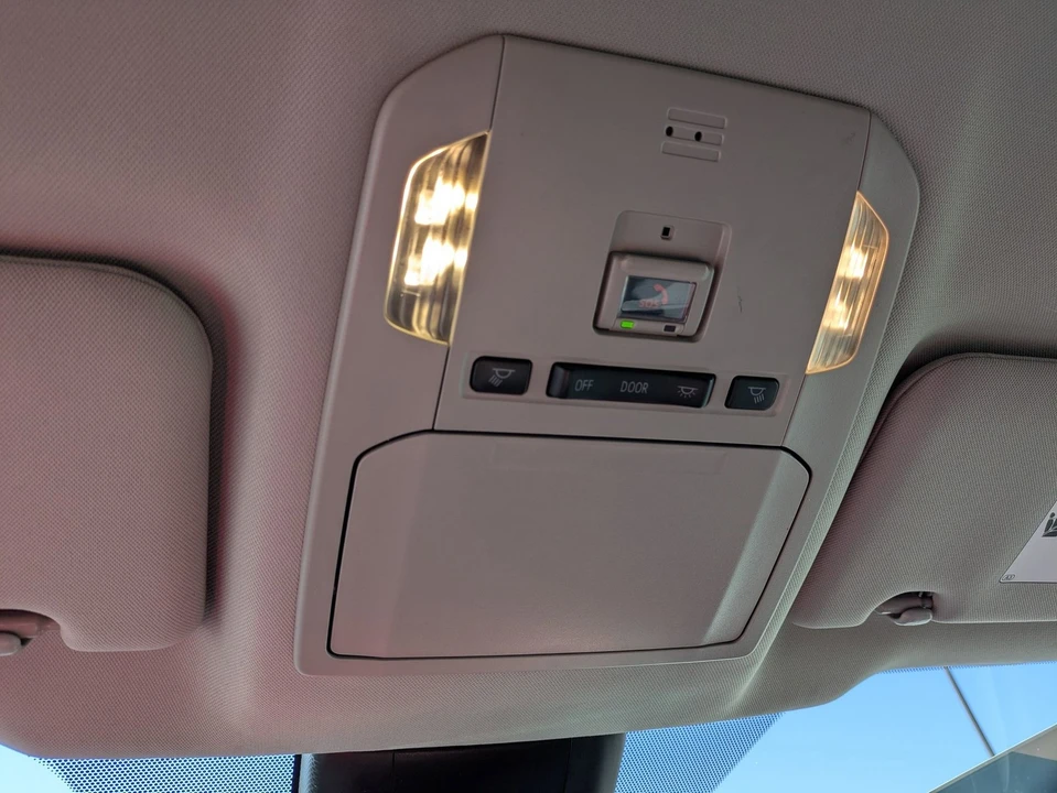 2023 Toyota Highlander - Image 21 of 21