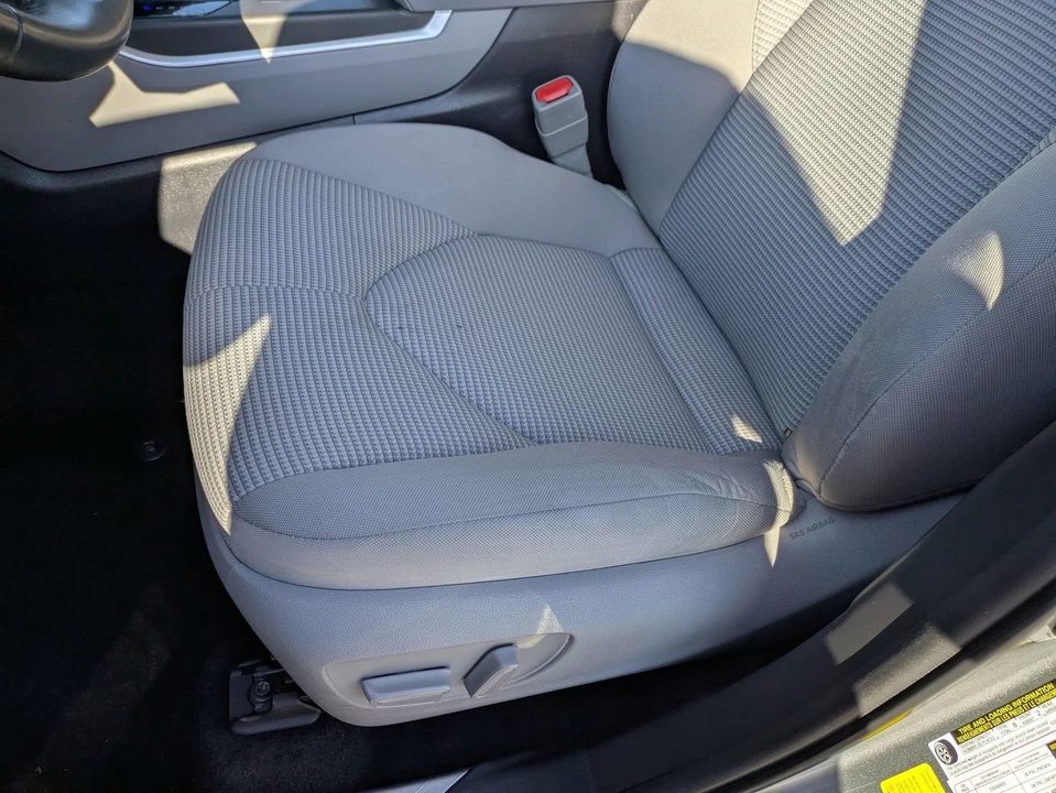 2023 Toyota Highlander - Image 13 of 21