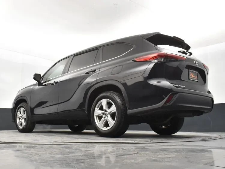 2023 Toyota Highlander - Image 12 of 12