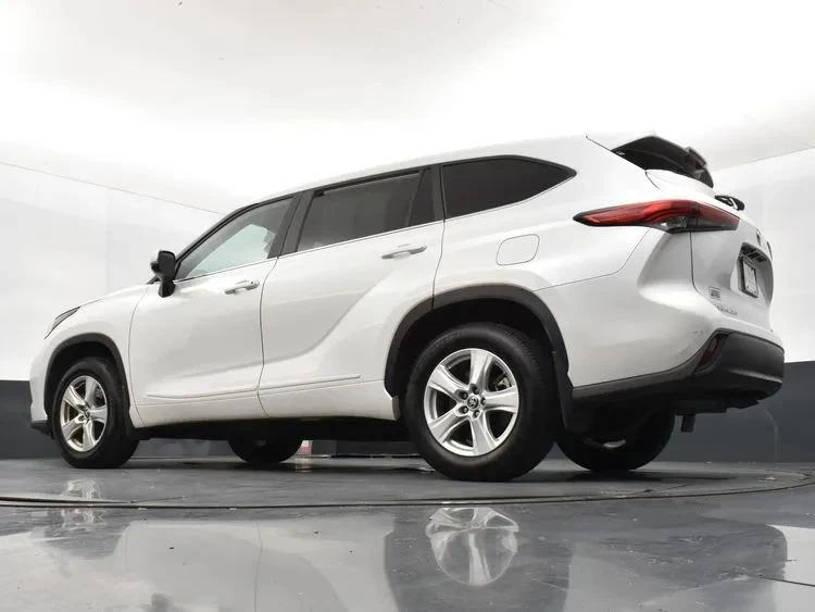 2023 Toyota Highlander - Image 12 of 12