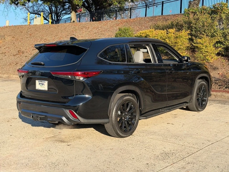 2023 Toyota Highlander - Image 5 of 21