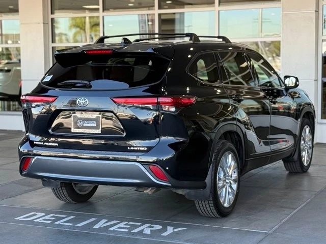 2023 Toyota Highlander - Image 12 of 12