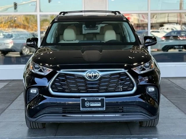 2023 Toyota Highlander - Image 4 of 12