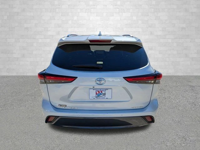 2023 Toyota Highlander - Image 3 of 21
