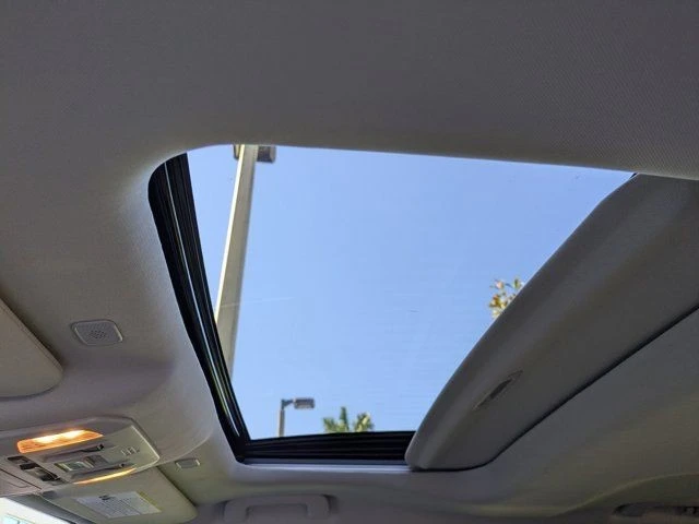 2023 Toyota Highlander - Image 21 of 21