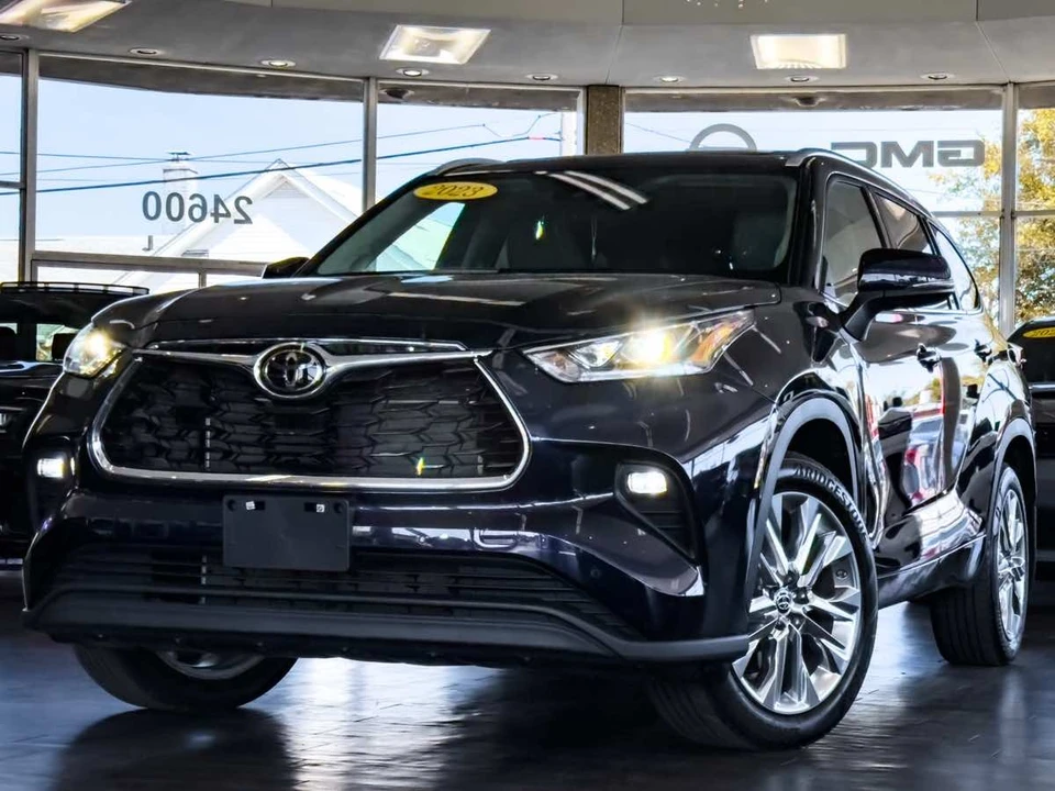 2023 Toyota Highlander - Image 6 of 21