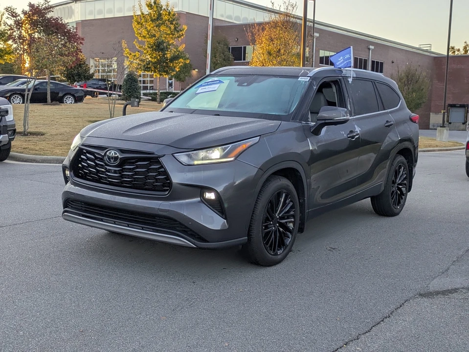2023 Toyota Highlander - Image 8 of 21