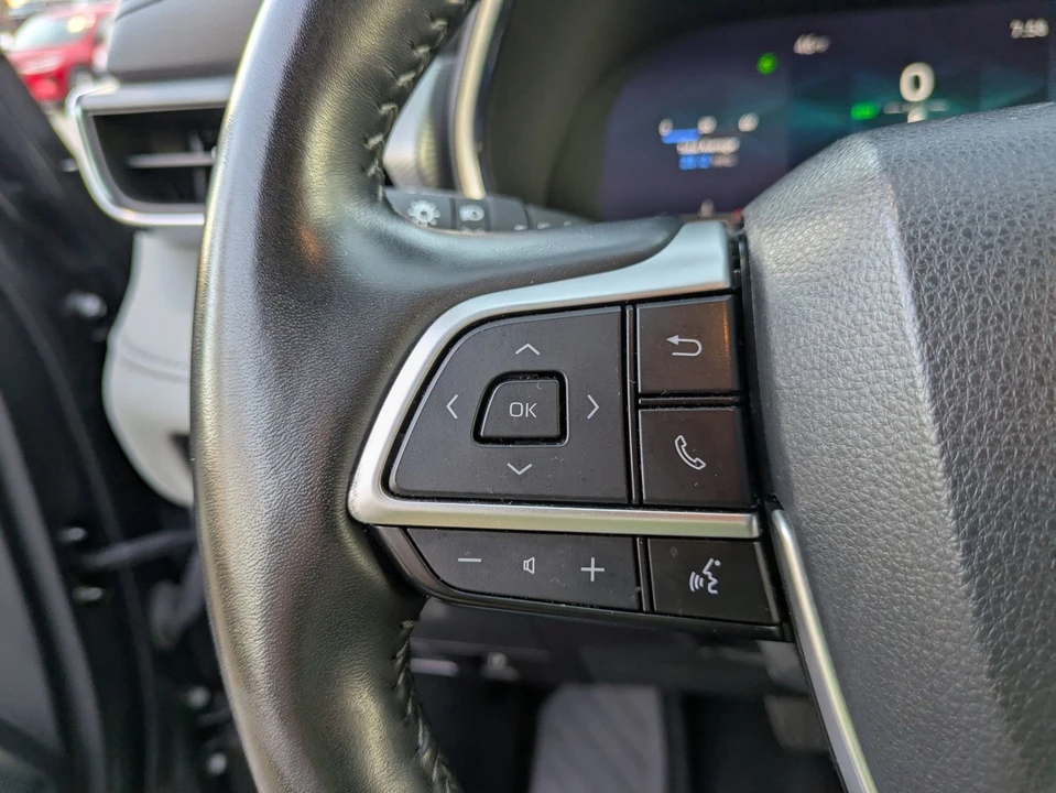 2023 Toyota Highlander - Image 18 of 21